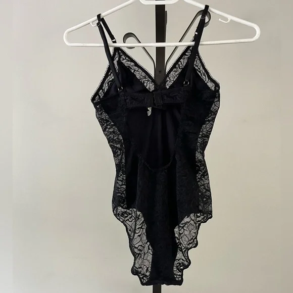 Aritzia Wilfred Meridian Lace Bodysuit, Size XSmall. - Picture 2 of 6